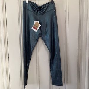 Reebok Studio Yoga/Dance Legging Sz S BNWT
